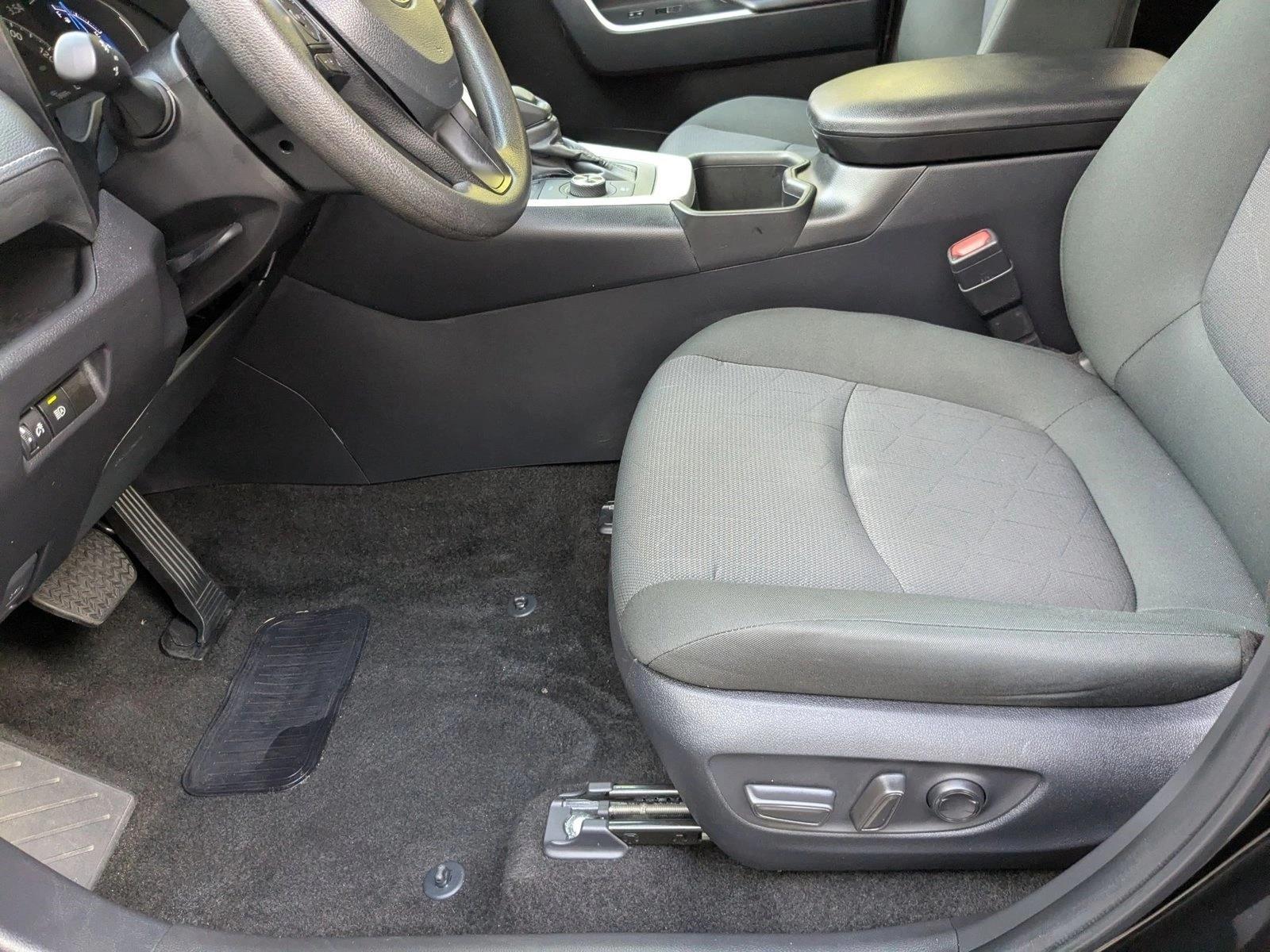 2025 TOYOTA RAV4 - Image 14