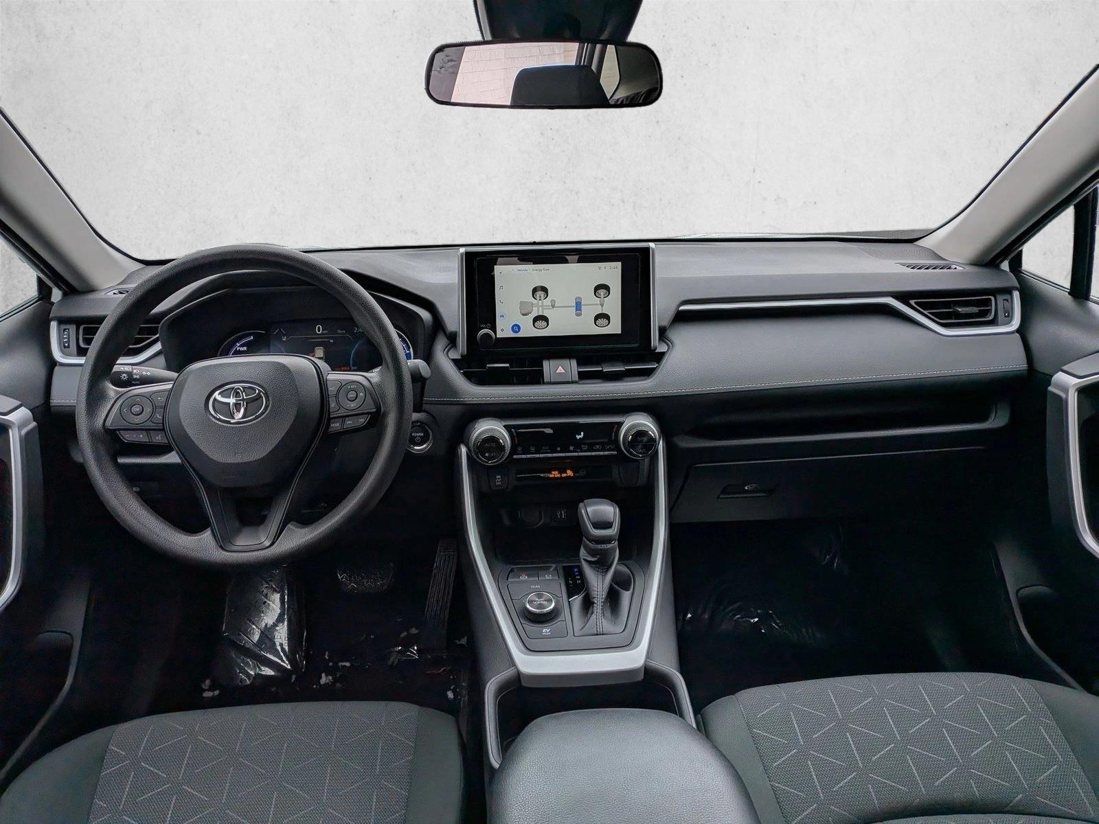 2023 TOYOTA RAV4 - Image 18