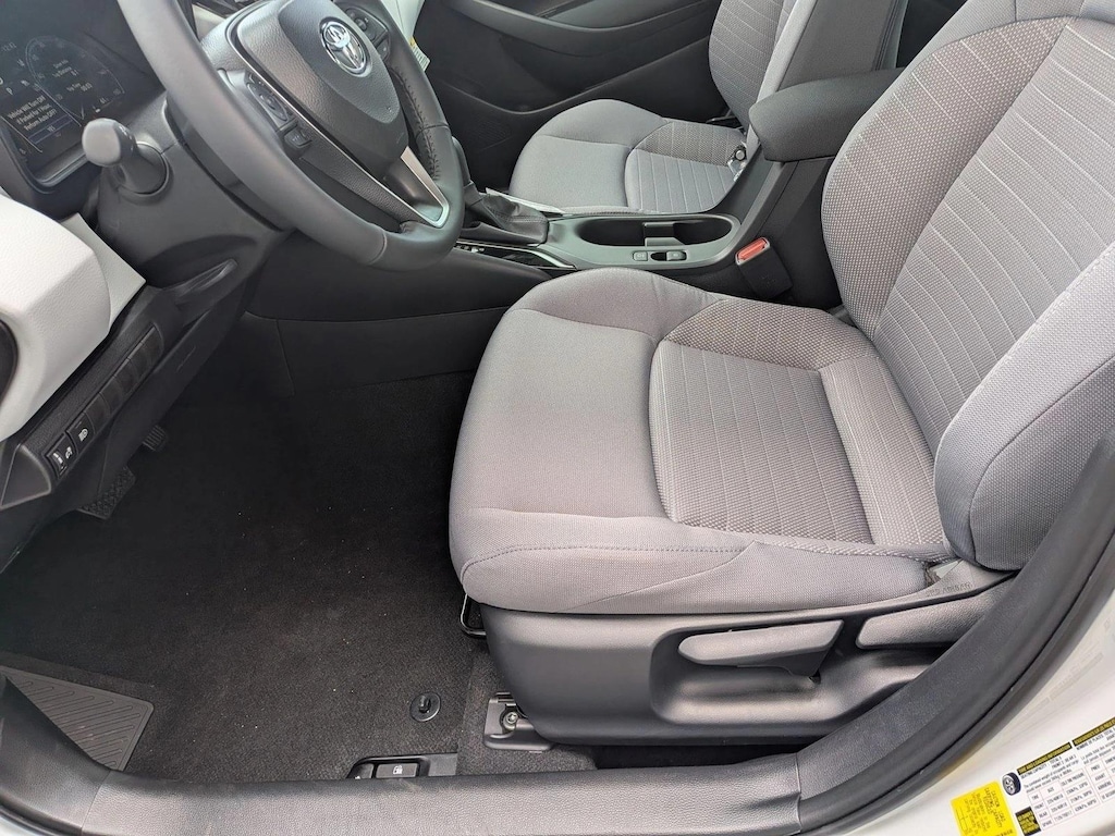 Used 2026 Toyota Corolla SE Sedan