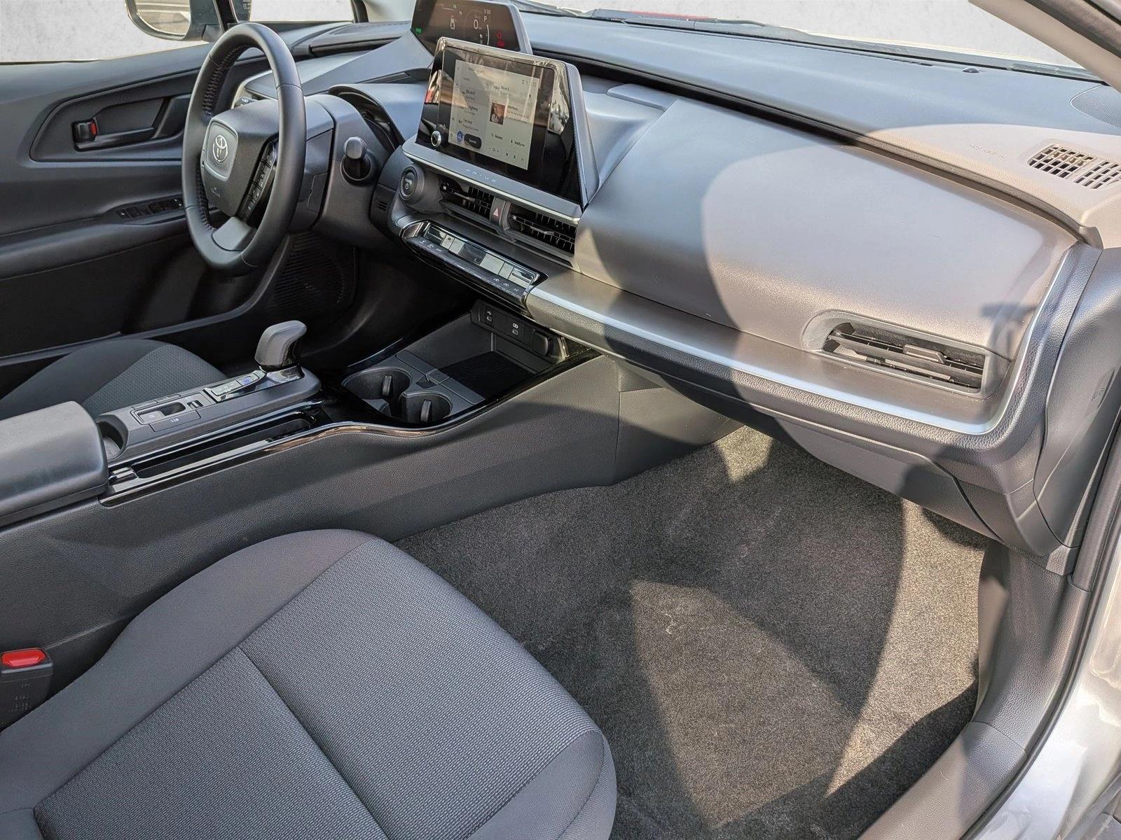 2025 TOYOTA PRIUS - Image 21