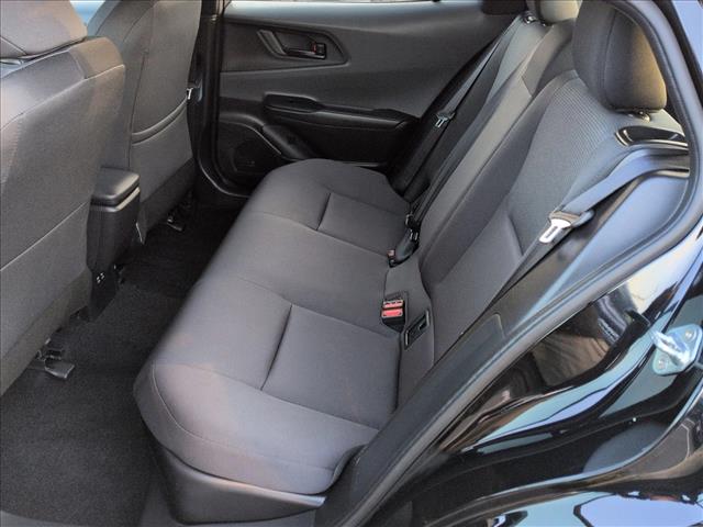 2025 TOYOTA PRIUS - Image 17