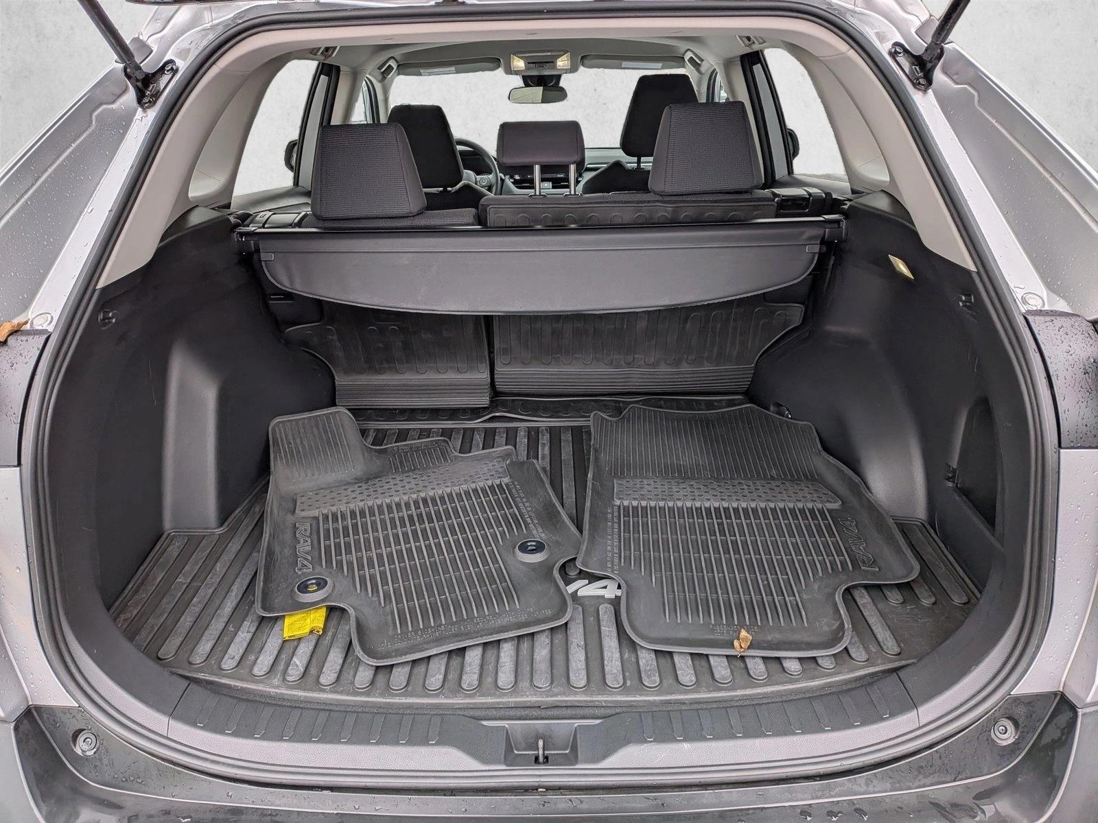 2022 TOYOTA RAV4 - Image 7