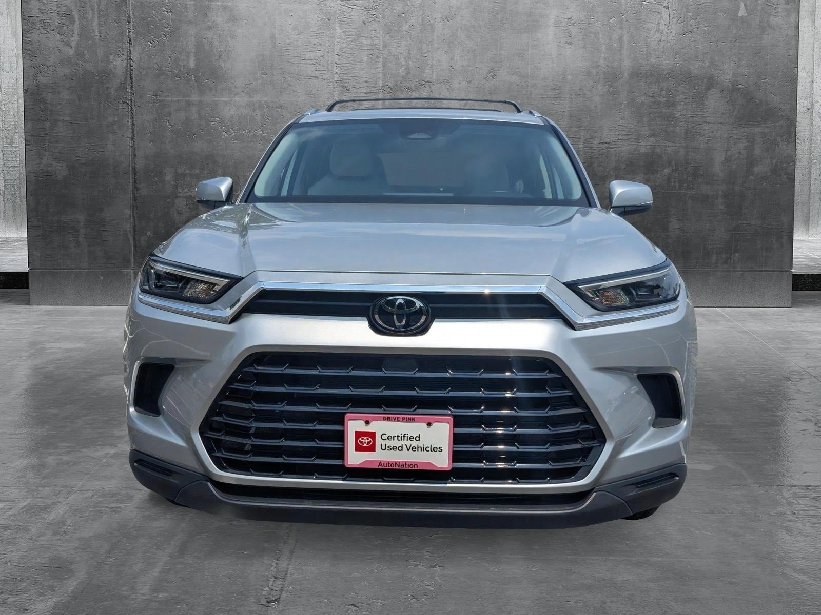 Certified 2024 Toyota Grand Highlander XLE with VIN 5TDAAAB5XRS017821 for sale in Libertyville, IL