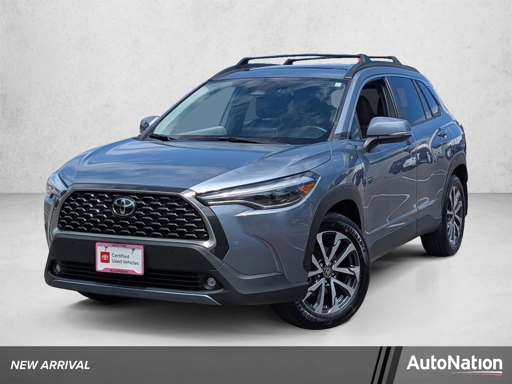Used 2023 Toyota Corolla Cross XLE SUV