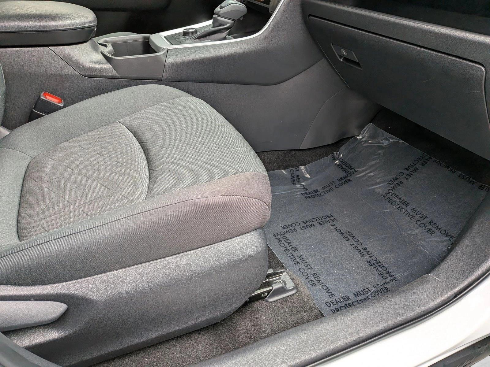 2023 TOYOTA RAV4 - Image 15