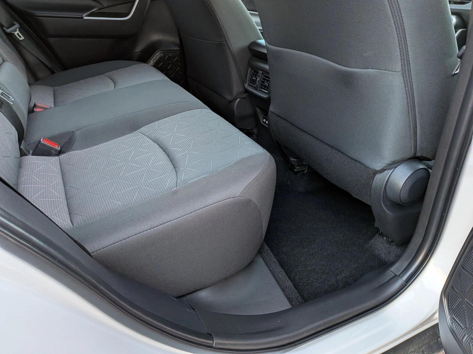 2025 TOYOTA RAV4 - Image 18