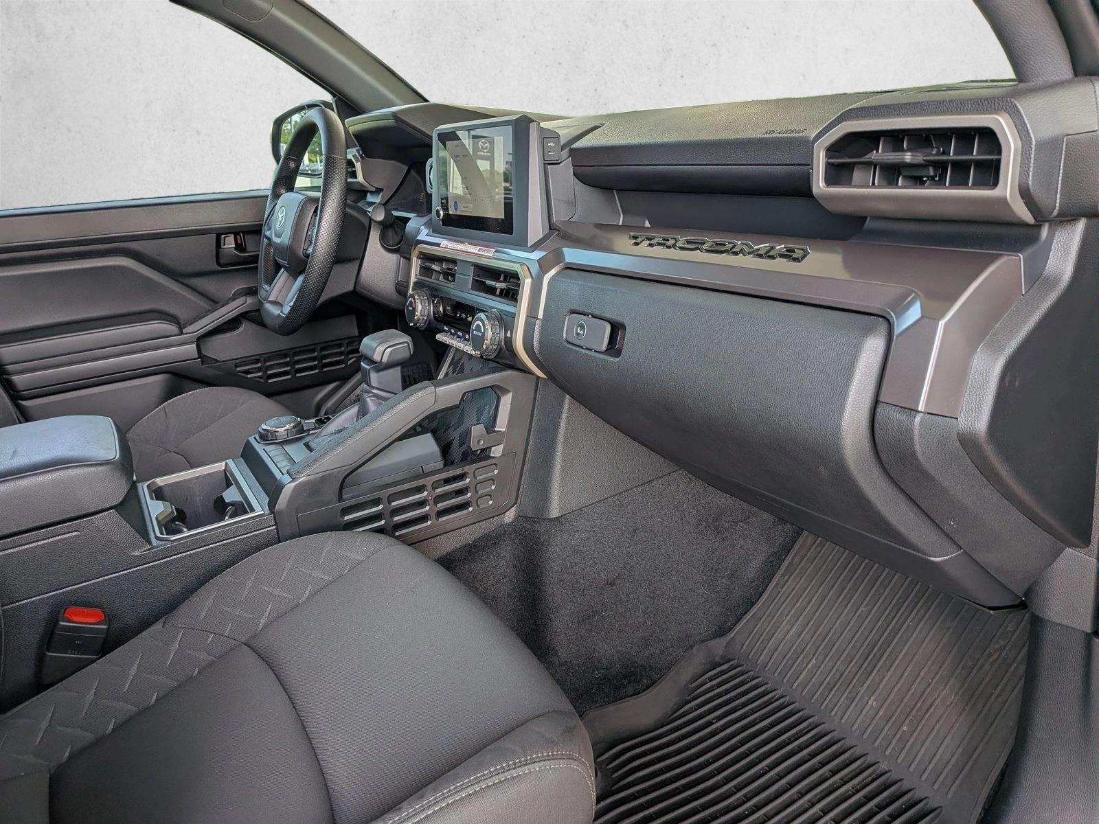 2026 Toyota Tacoma SR5 - Photo 19