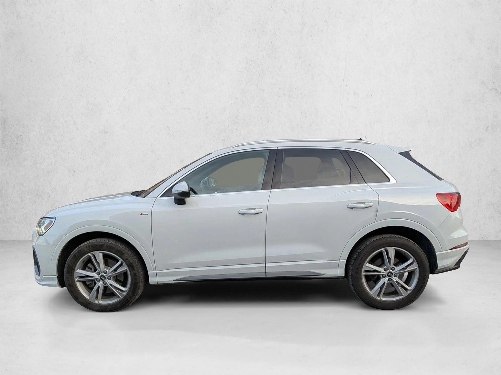2021 AUDI Q3 - Image 8
