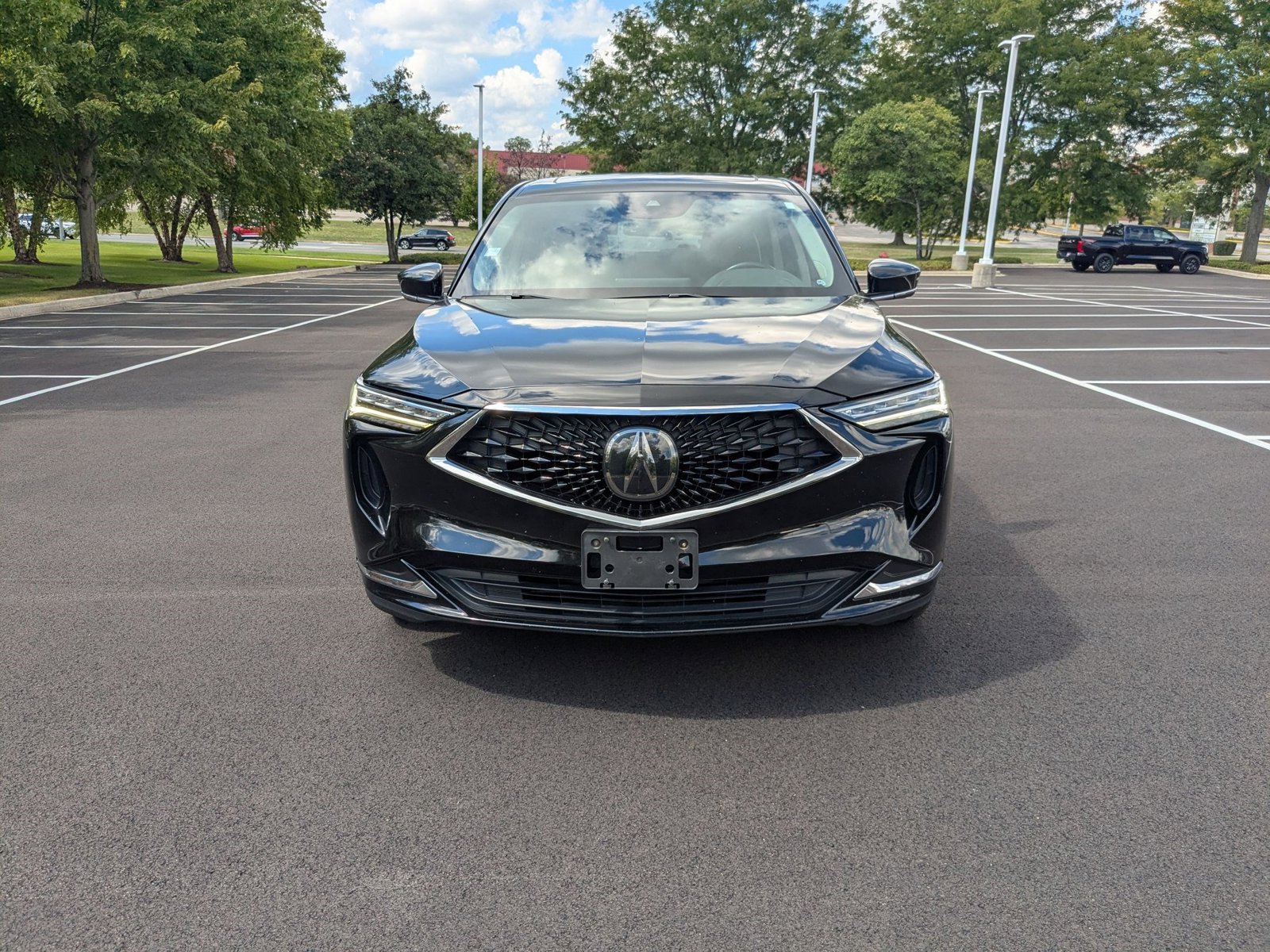 2022 Acura MDX SH-AWD photo 2