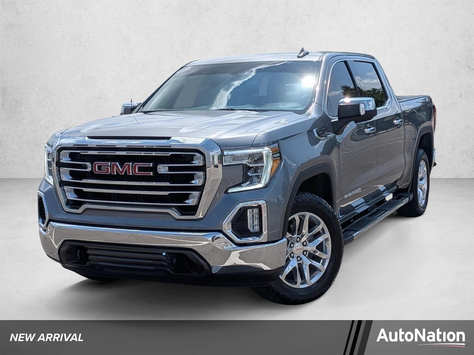 2021 GMC Sierra 4WD Crew Cab Short Box SLT's photo