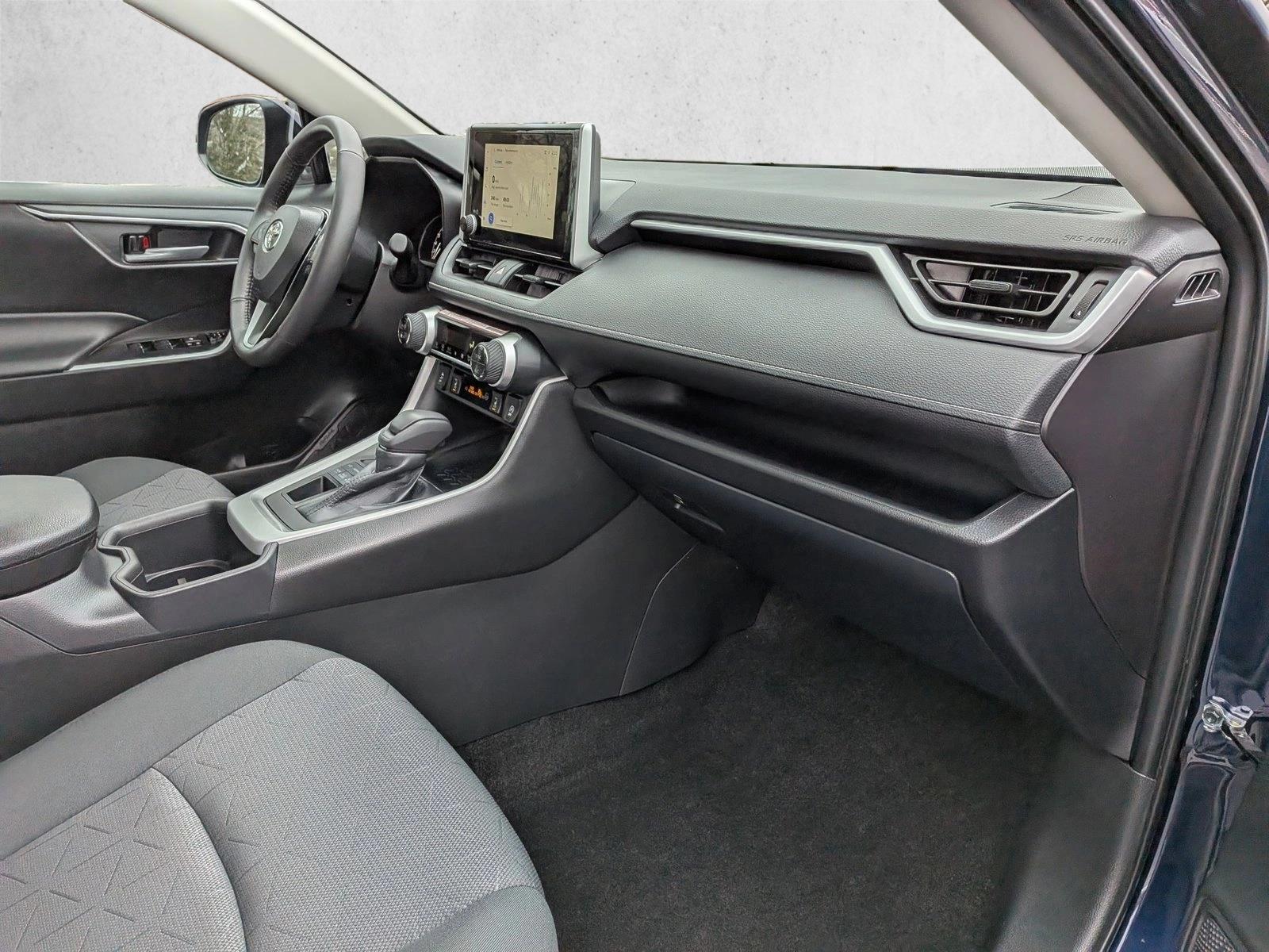 2025 TOYOTA RAV4 - Image 21