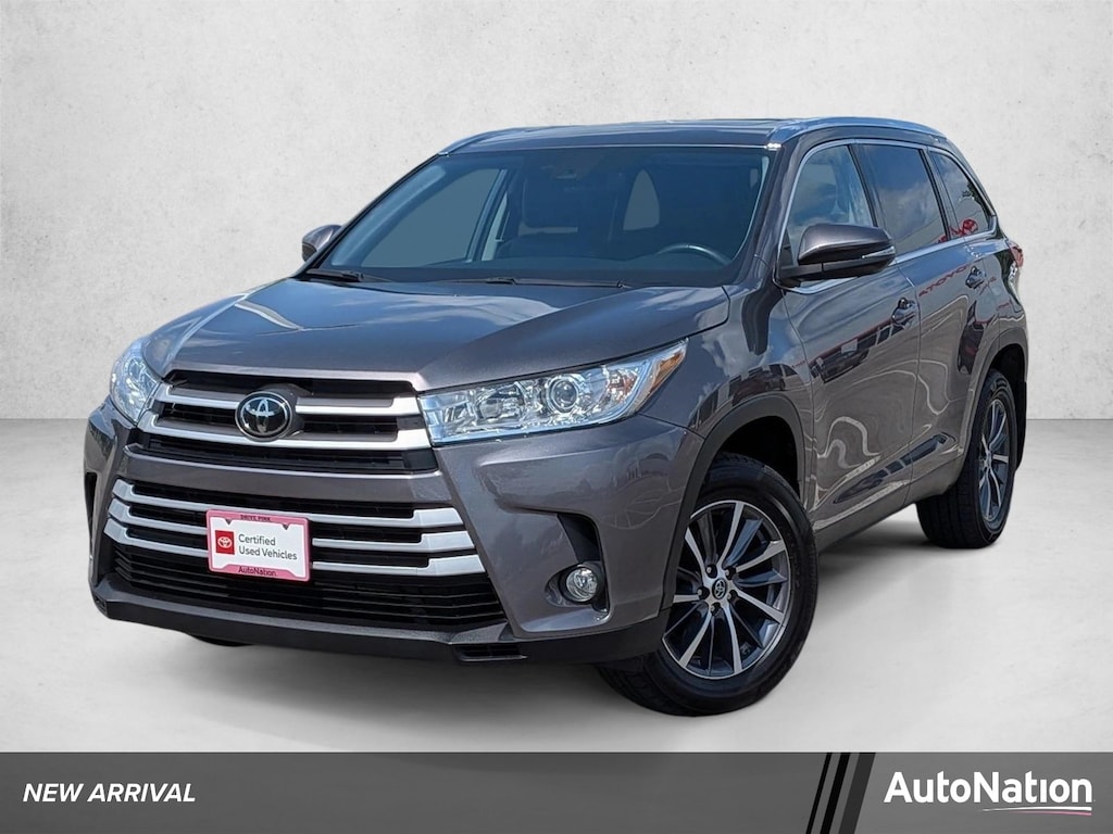 Certified 2019 Toyota Highlander XLE V6 SUV