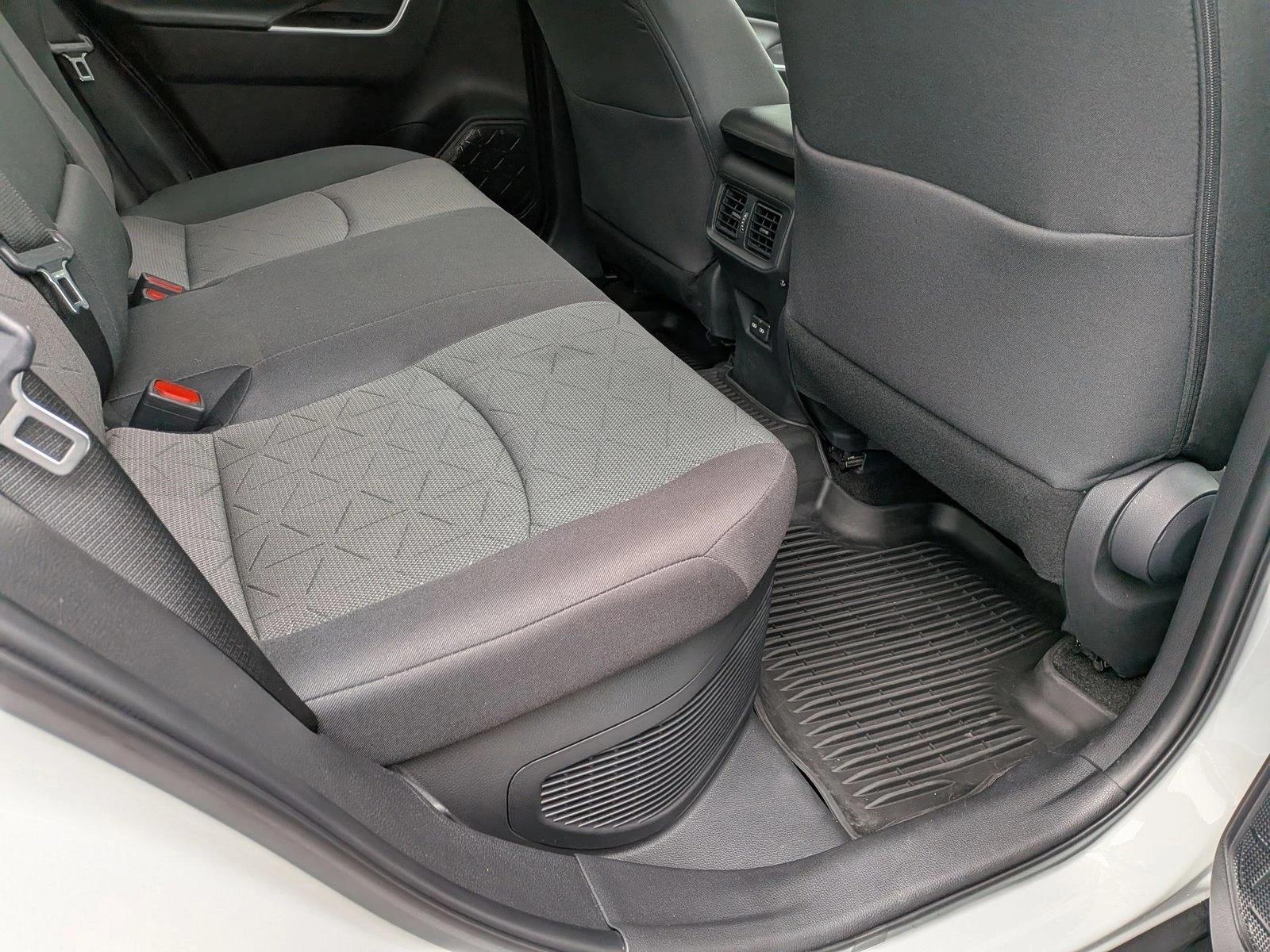 2023 TOYOTA RAV4 - Image 17