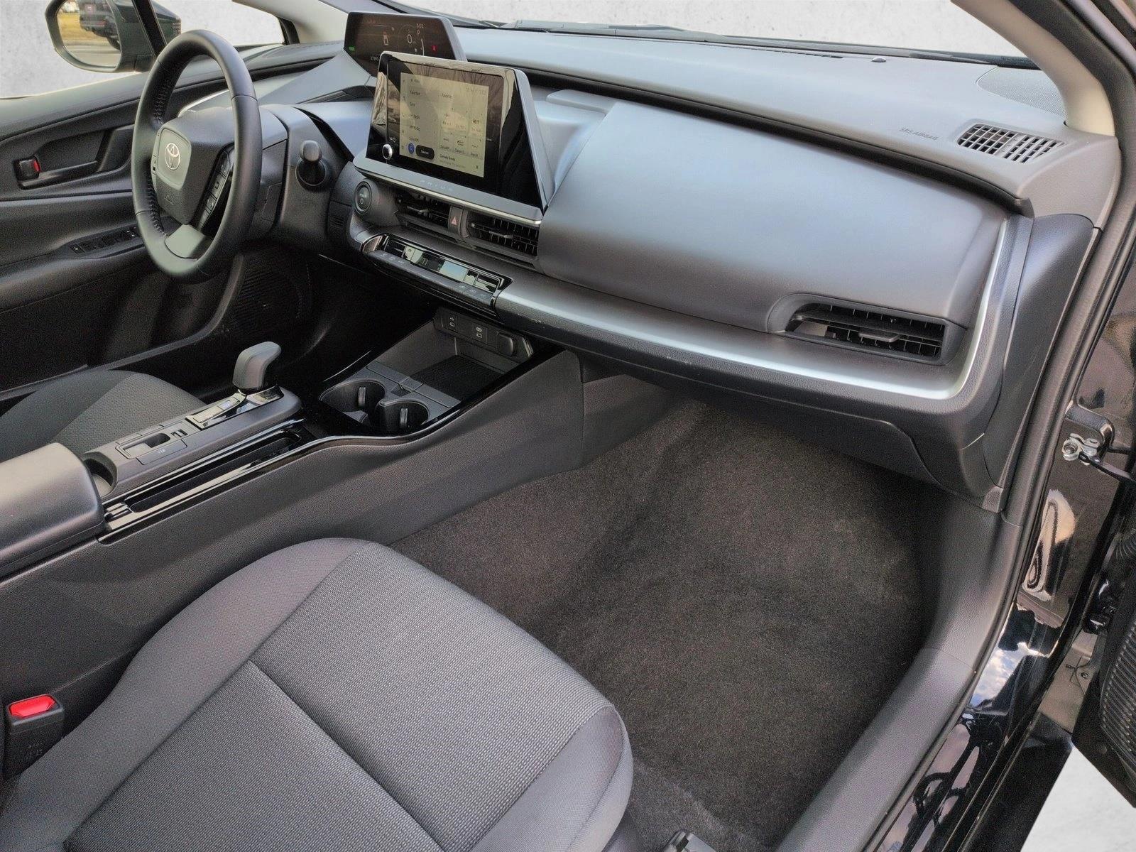 2025 TOYOTA PRIUS - Image 21