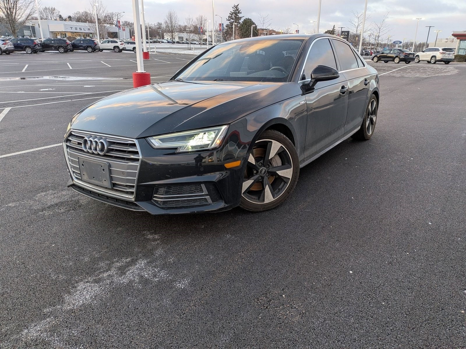 2017 Audi A4 Premium Plus's photo