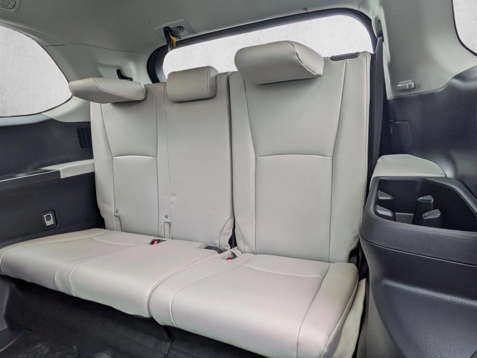 2025 TOYOTA GRAND HIGHLANDER - Image 19