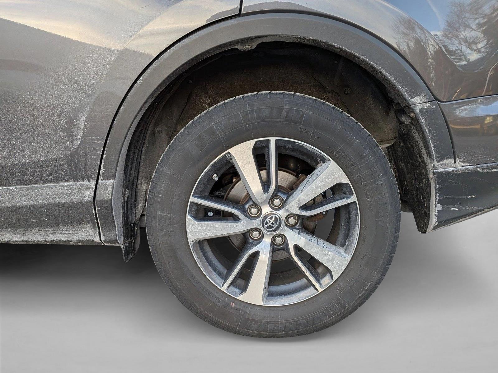 2017 TOYOTA RAV4 - Image 13