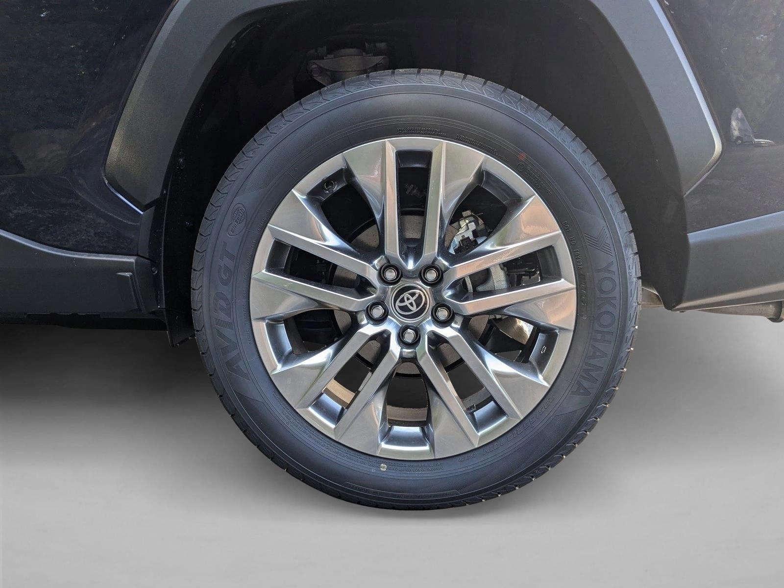 2025 TOYOTA RAV4 - Image 10