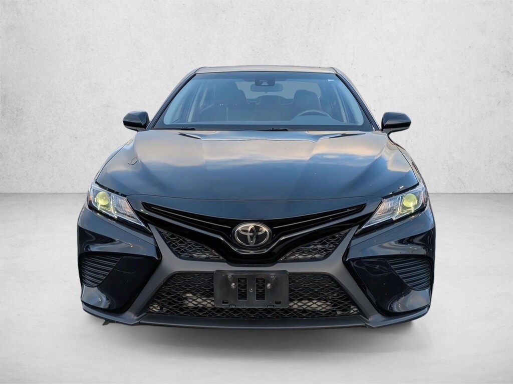 Certified 2018 Toyota Camry SE Sedan