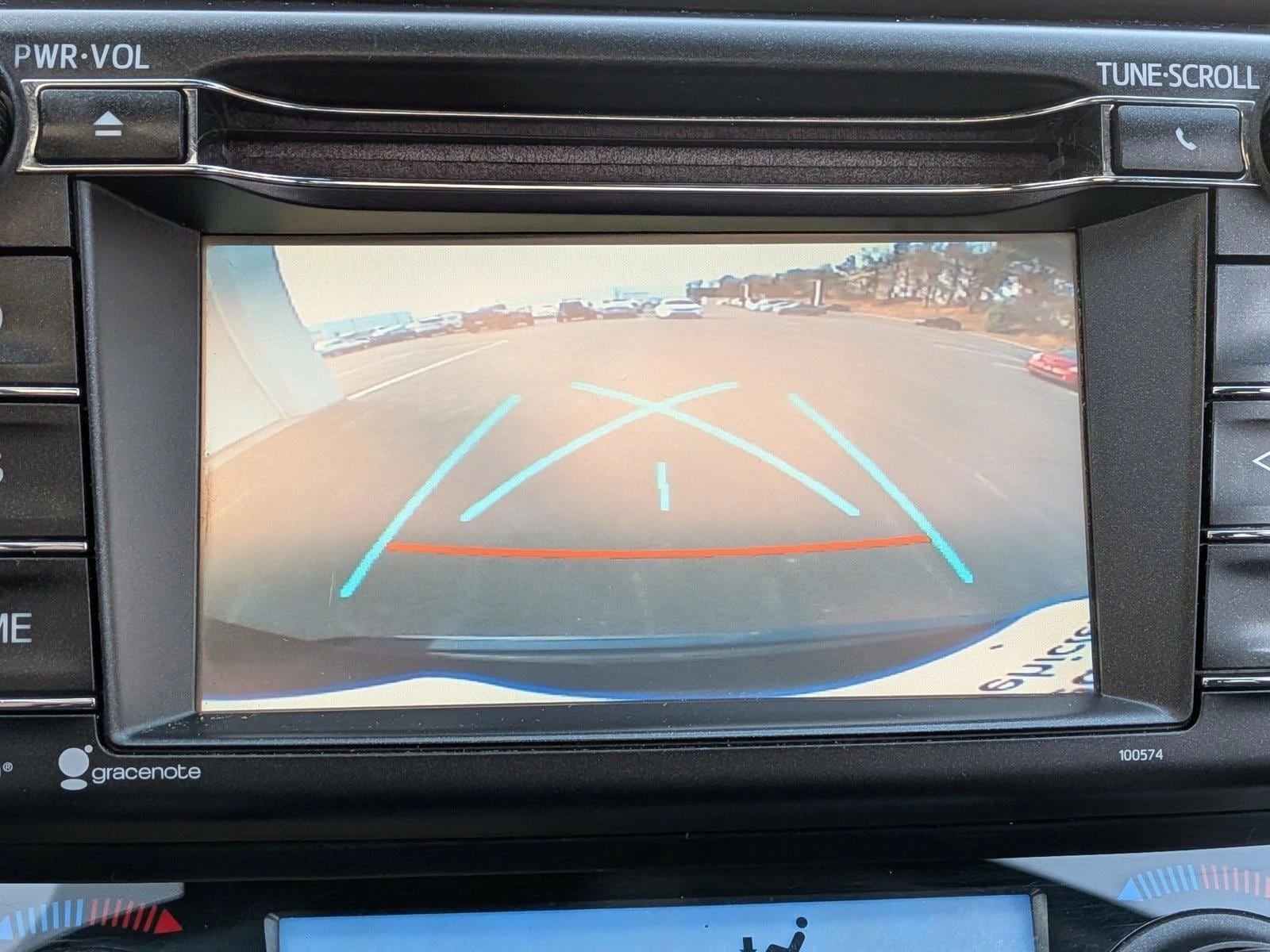 2017 TOYOTA RAV4 - Image 13