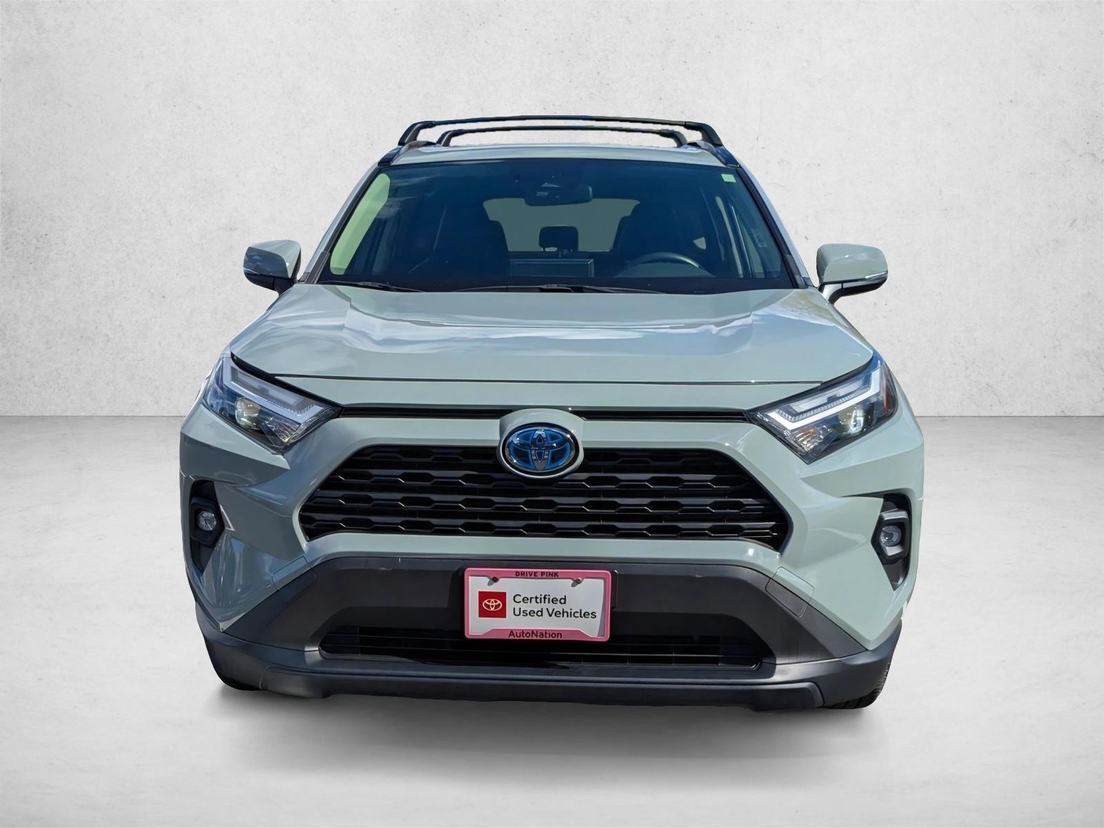 2022 Toyota RAV4 Hybrid XLE Premium photo 2