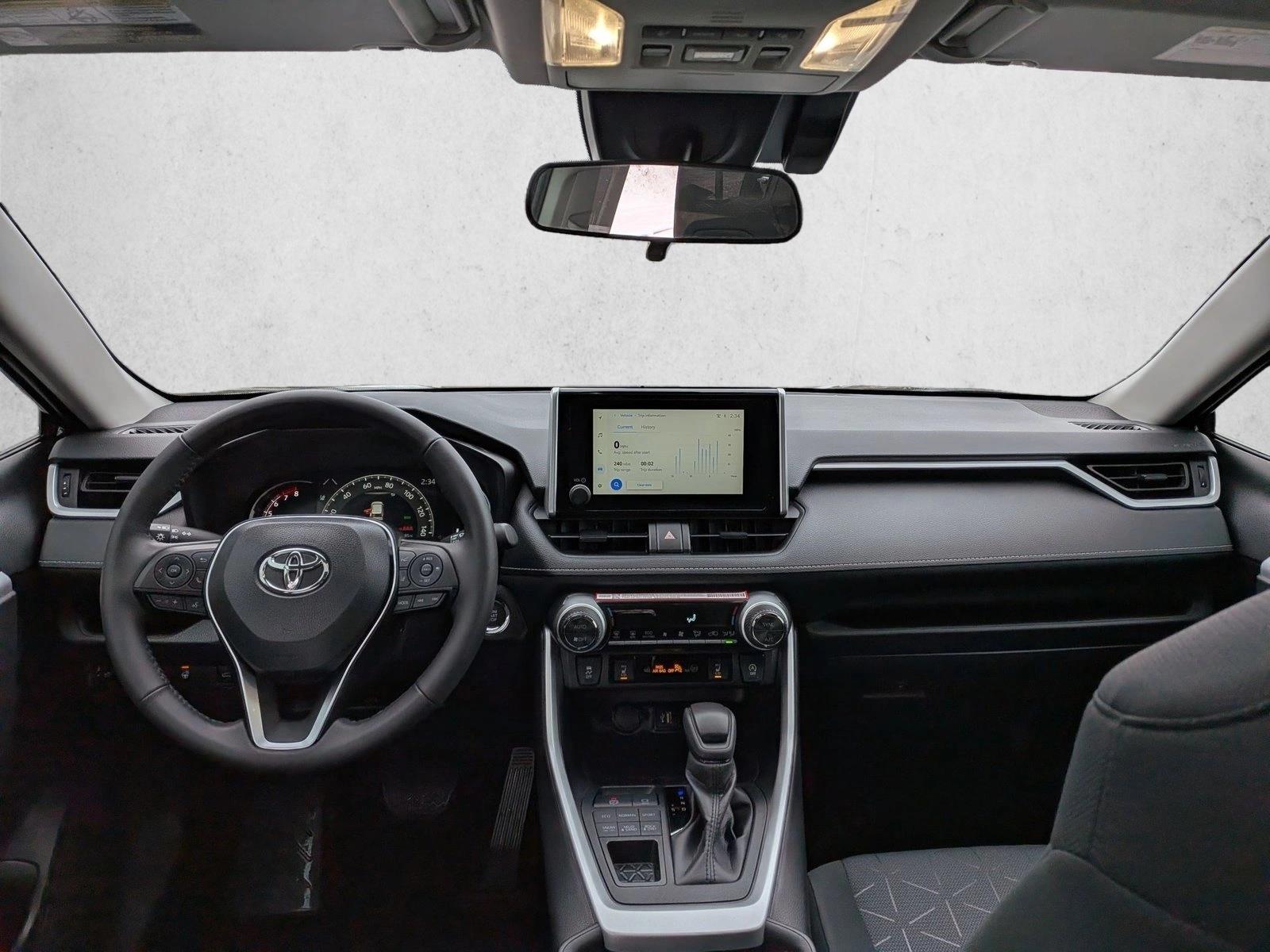 2025 TOYOTA RAV4 - Image 20