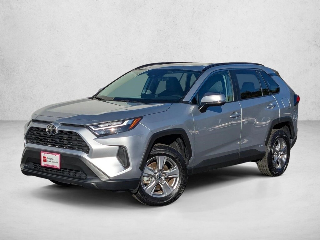 Used 2025 Toyota RAV4 Hybrid XLE SUV