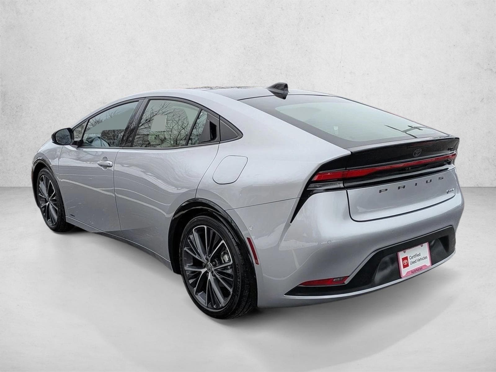 2026 TOYOTA PRIUS - Image 8