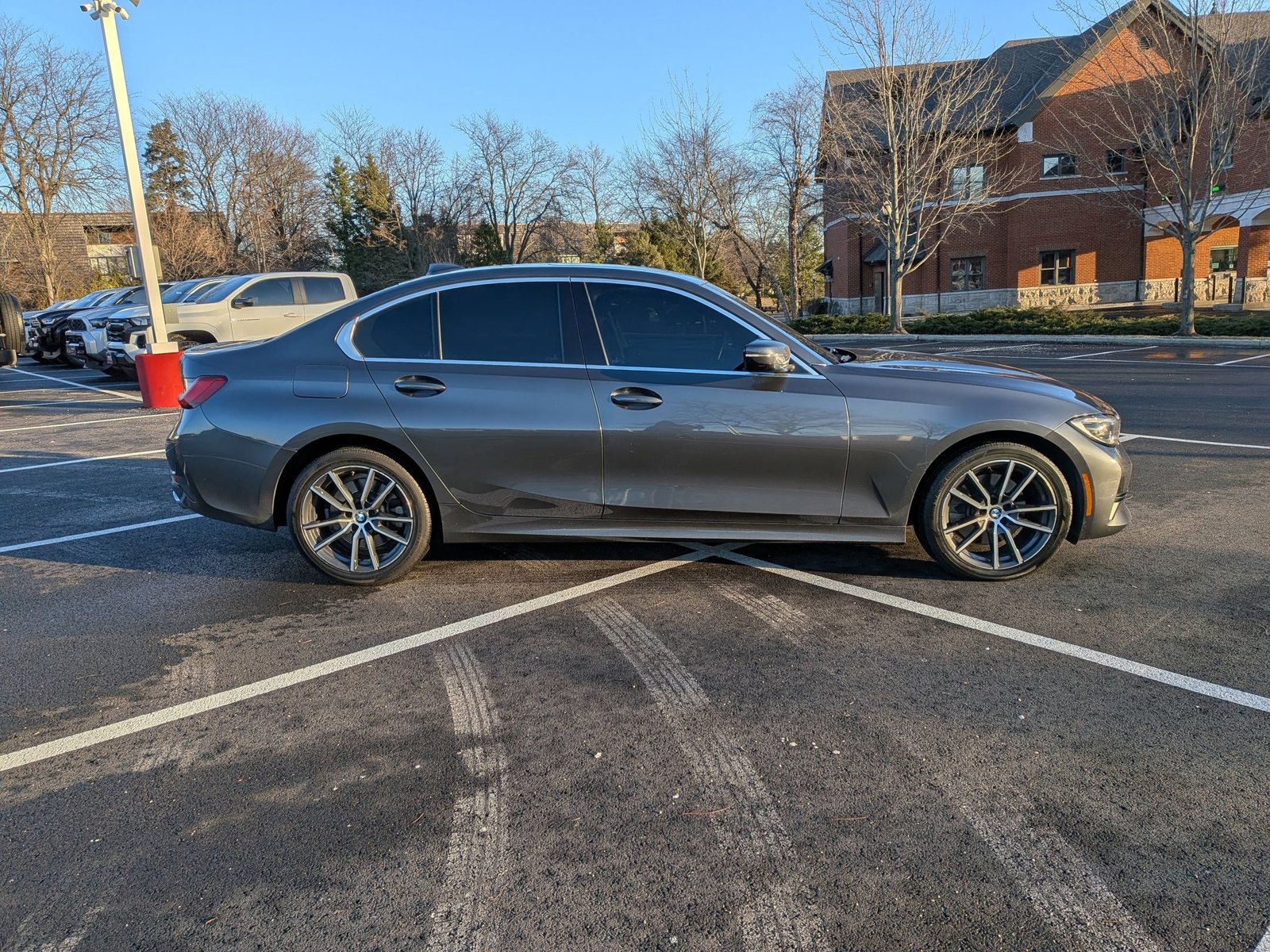 2019 BMW 330I - Image 4
