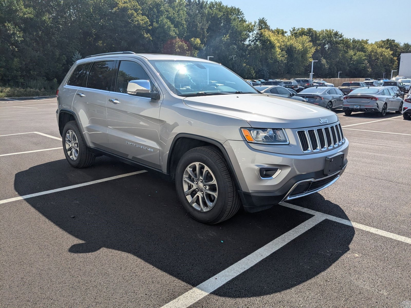 2015 Jeep Grand Cherokee Limited photo 3