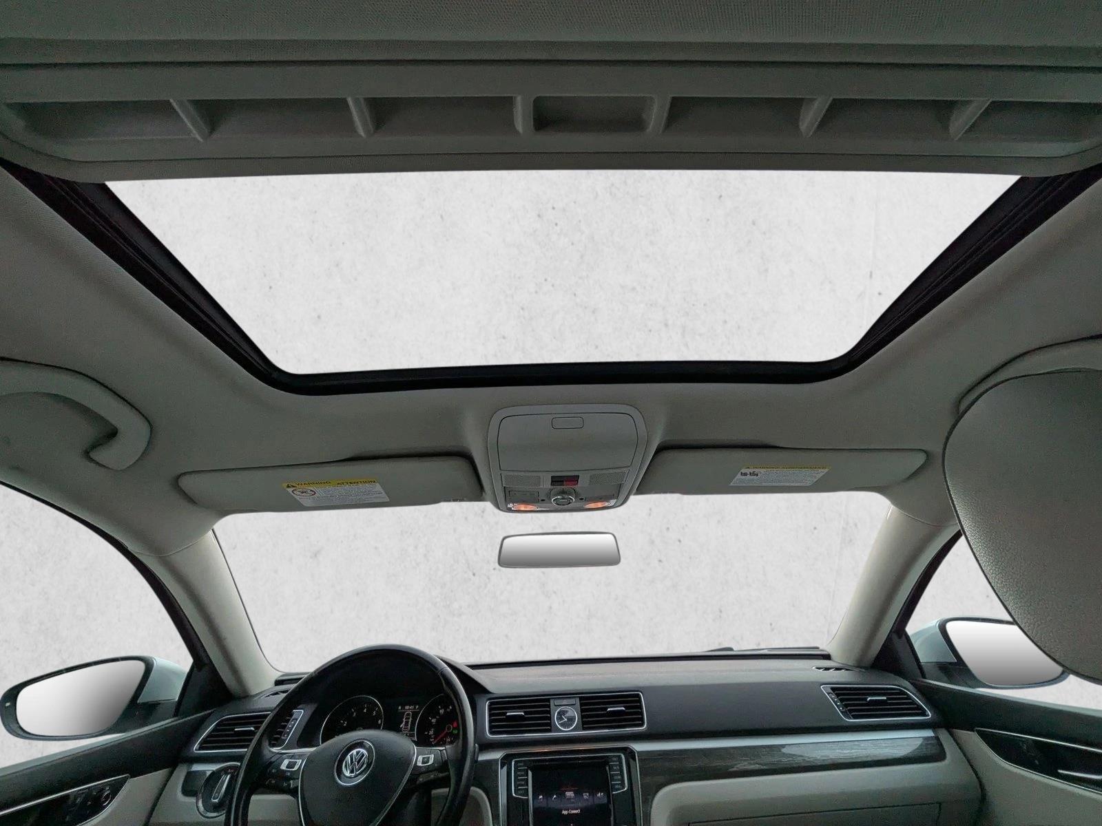 2017 VOLKSWAGEN PASSAT - Image 19