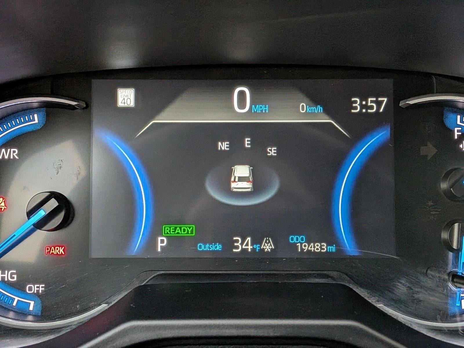 2025 TOYOTA RAV4 - Image 11