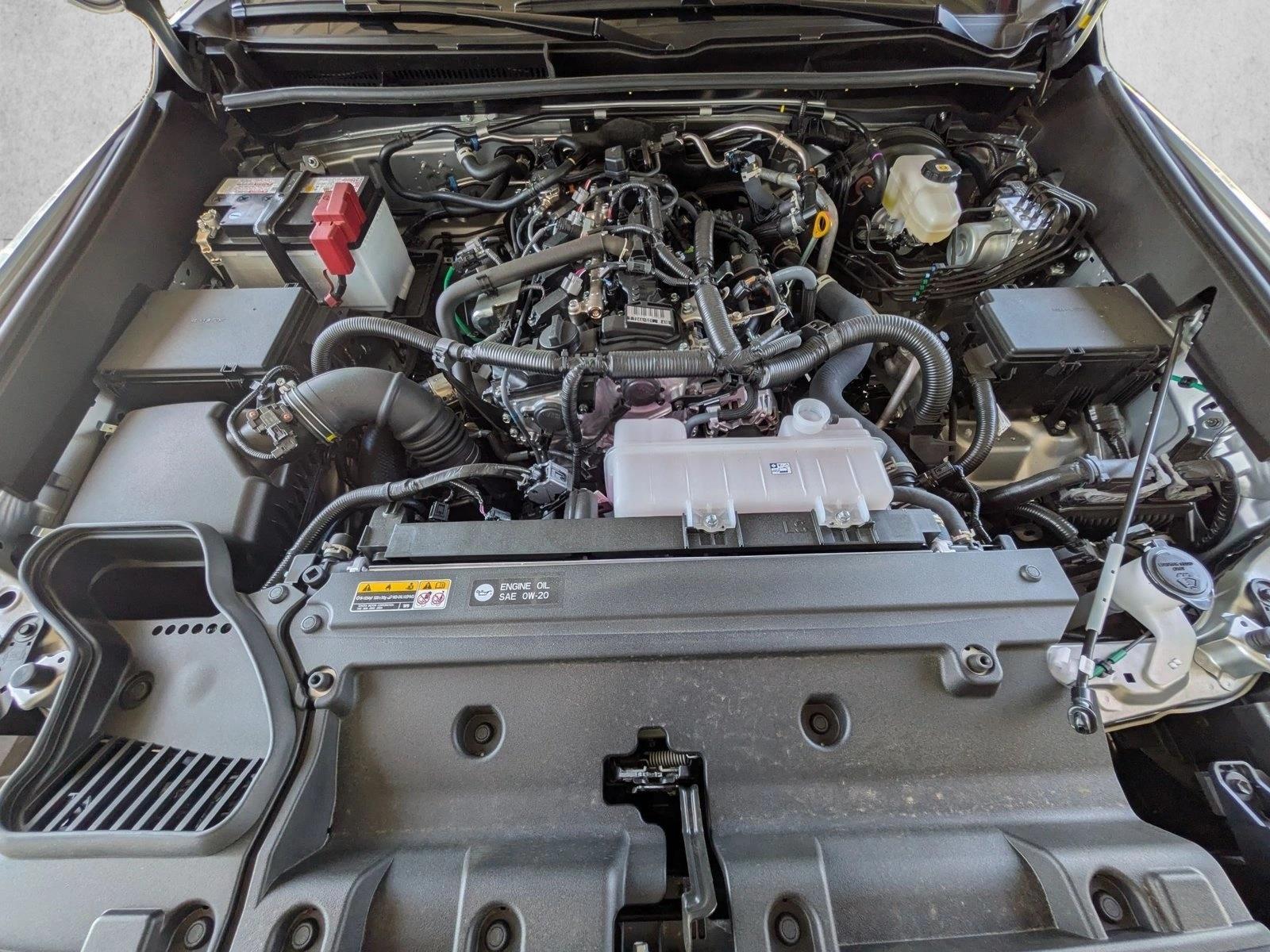 2026 Toyota 4Runner SR5 - Photo 21