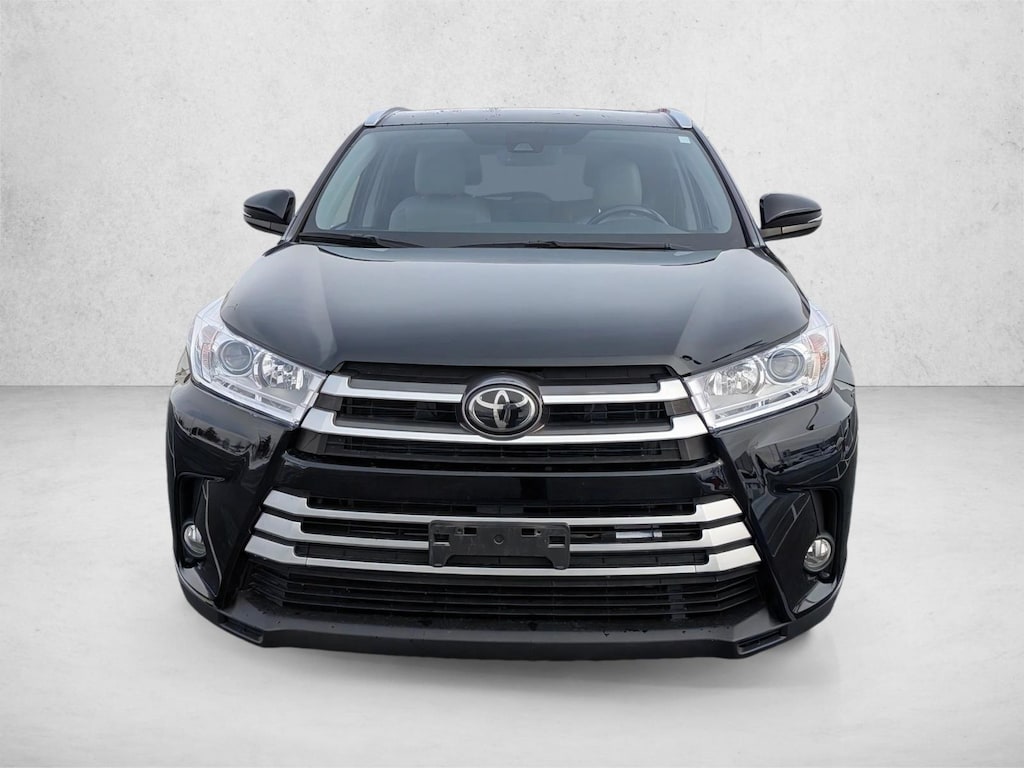 Certified 2019 Toyota Highlander XLE V6 SUV