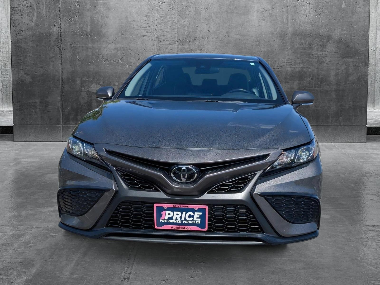 Used 2023 Toyota Camry SE with VIN 4T1G11AK6PU726977 for sale in Libertyville, IL