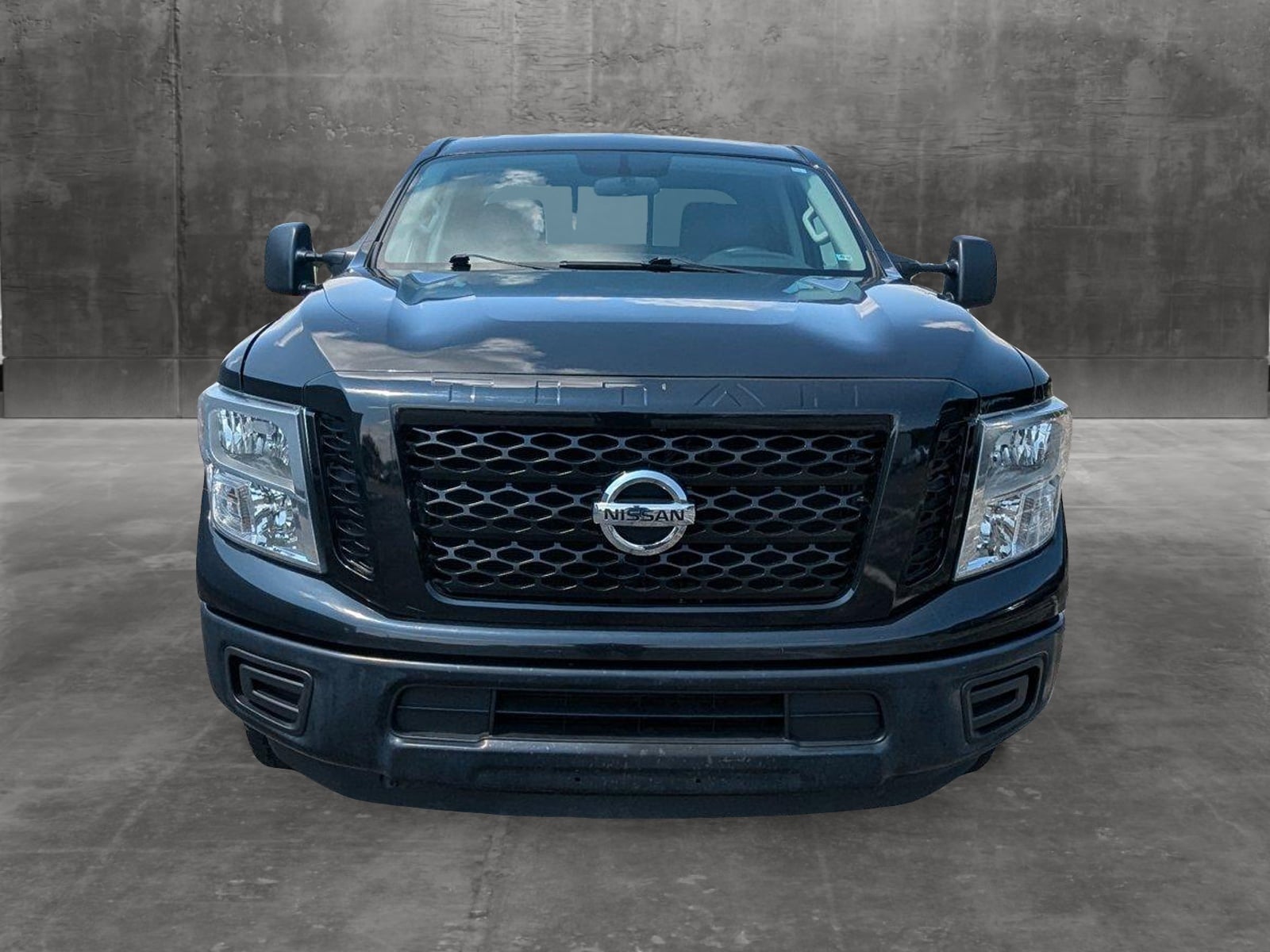 Used 2016 Nissan Titan XD S with VIN 1N6BA1F32GN517081 for sale in Libertyville, IL