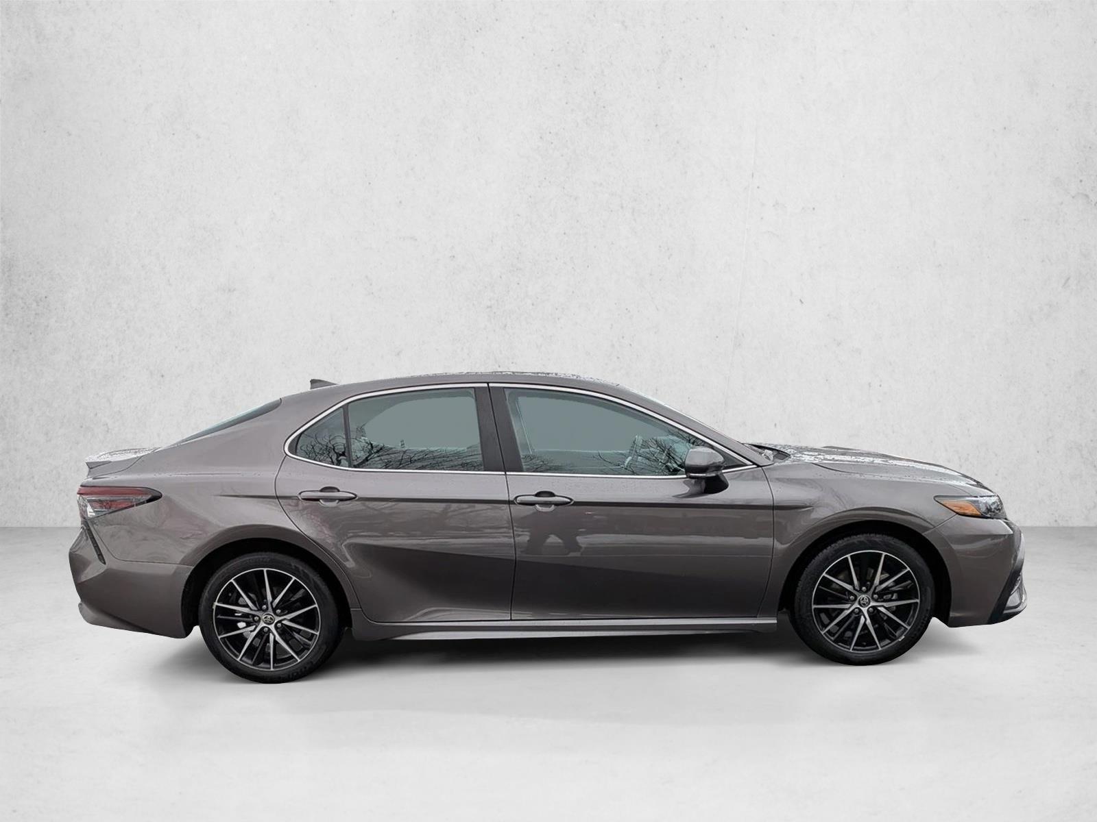 2024 TOYOTA CAMRY - Image 4