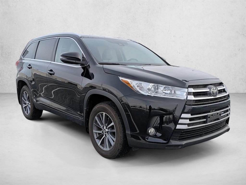 Certified 2019 Toyota Highlander XLE V6 SUV
