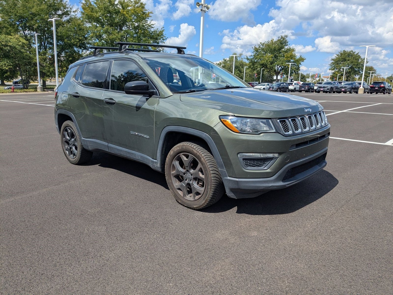 2018 Jeep Compass Sport photo 2