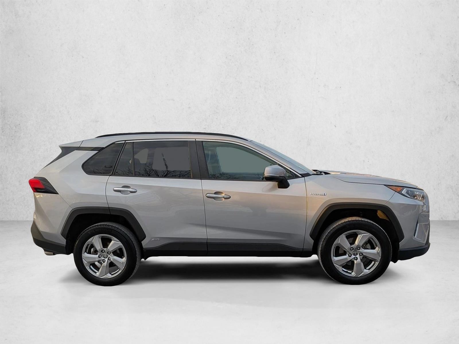 2021 Toyota RAV4 Hybrid Limited photo 3