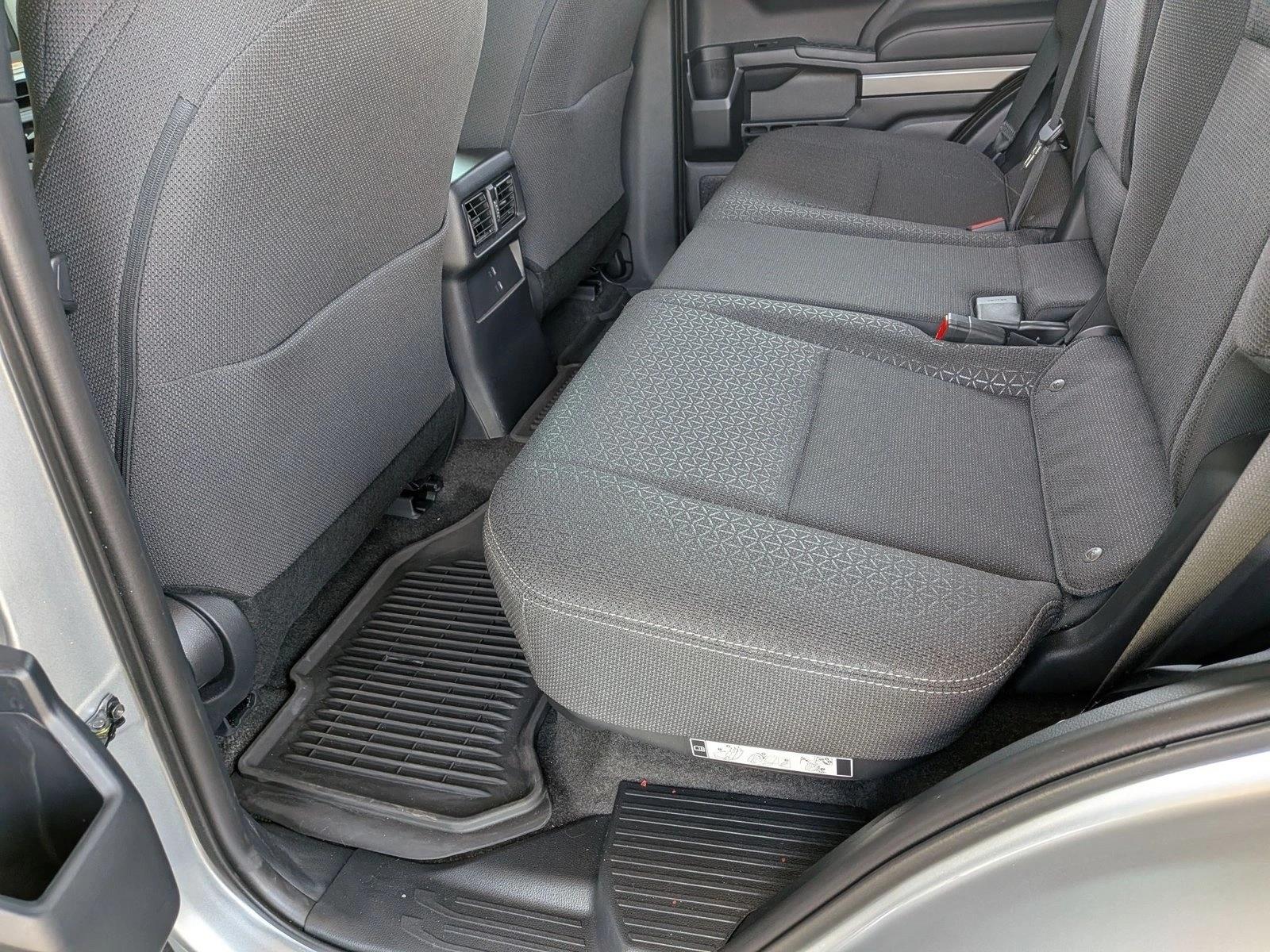 2026 Toyota 4Runner SR5 - Photo 16
