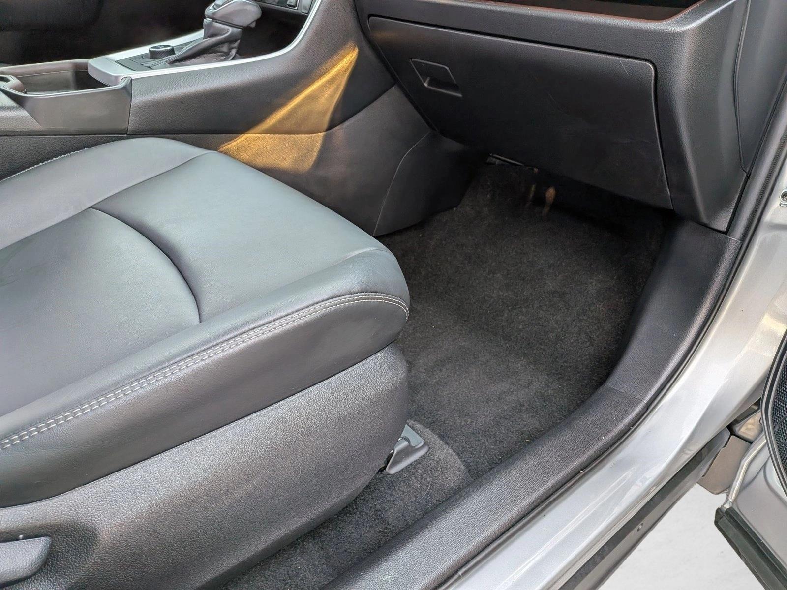 2021 TOYOTA RAV4 - Image 16