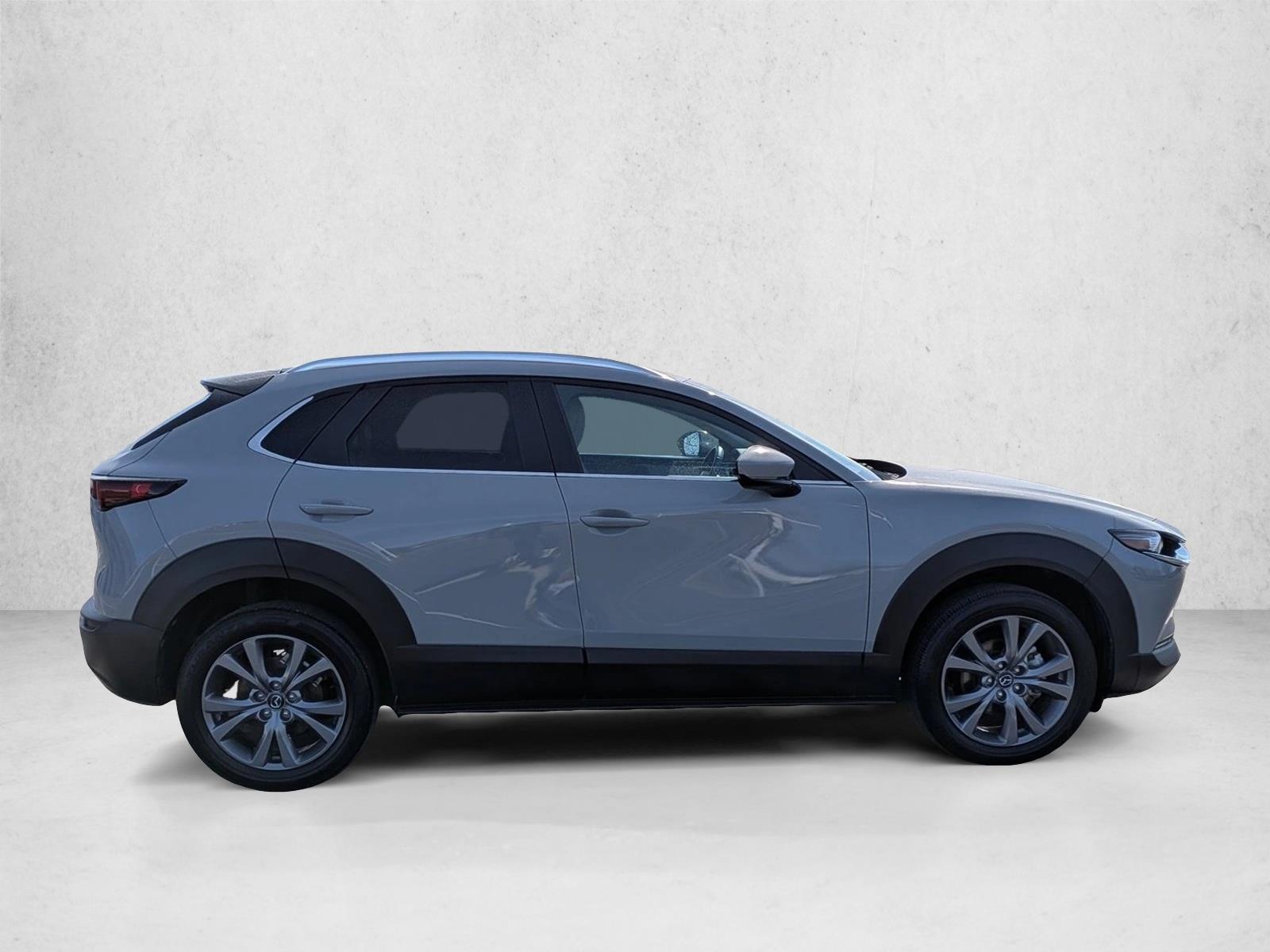 2025 MAZDA CX-30 - Image 4