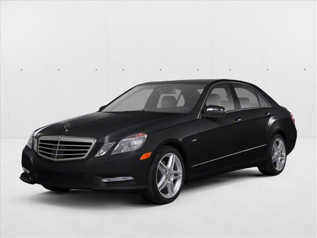 2010 MERCEDES-BENZ E-CLASS - Image 1