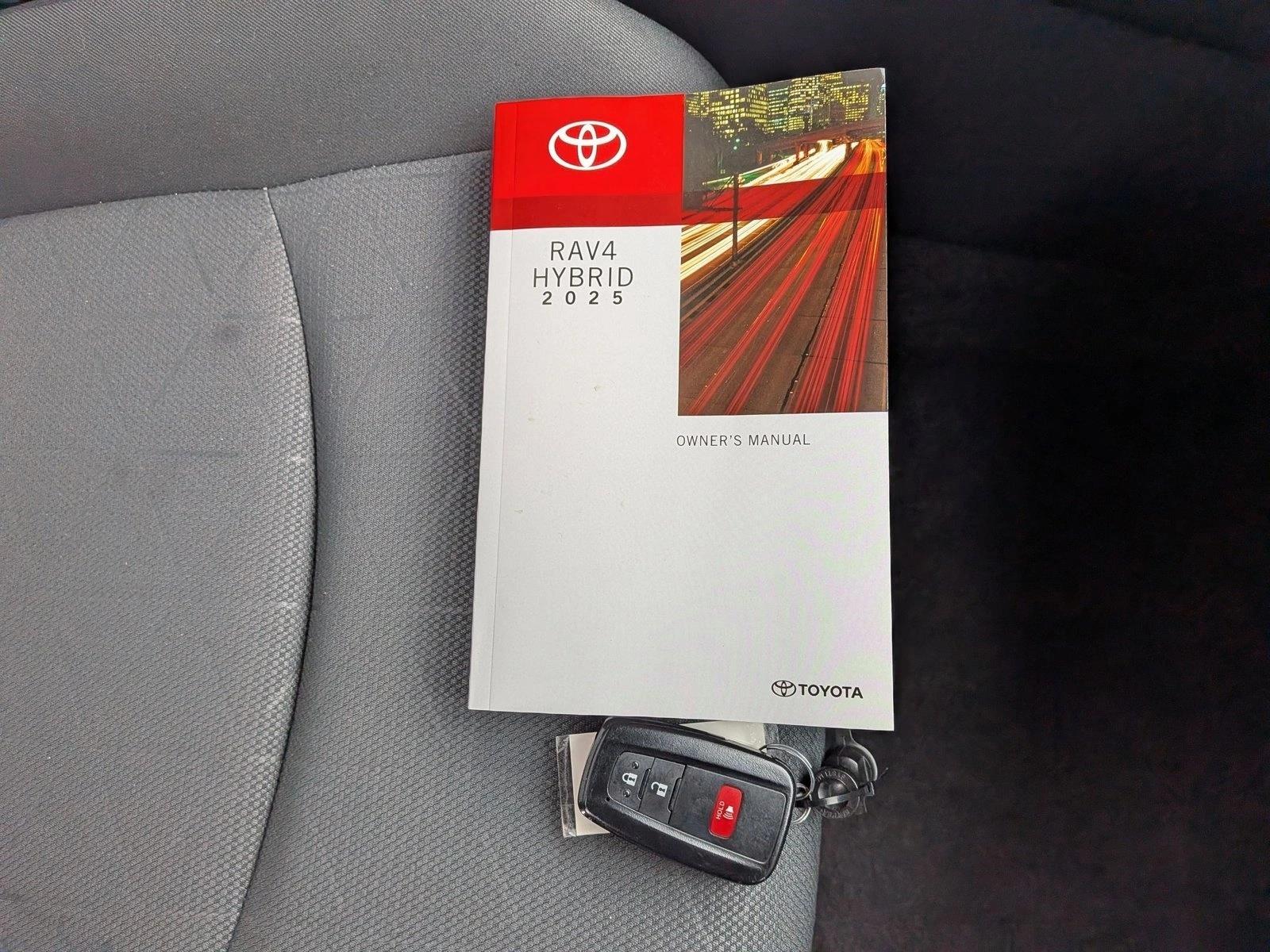 2025 TOYOTA RAV4 - Image 22