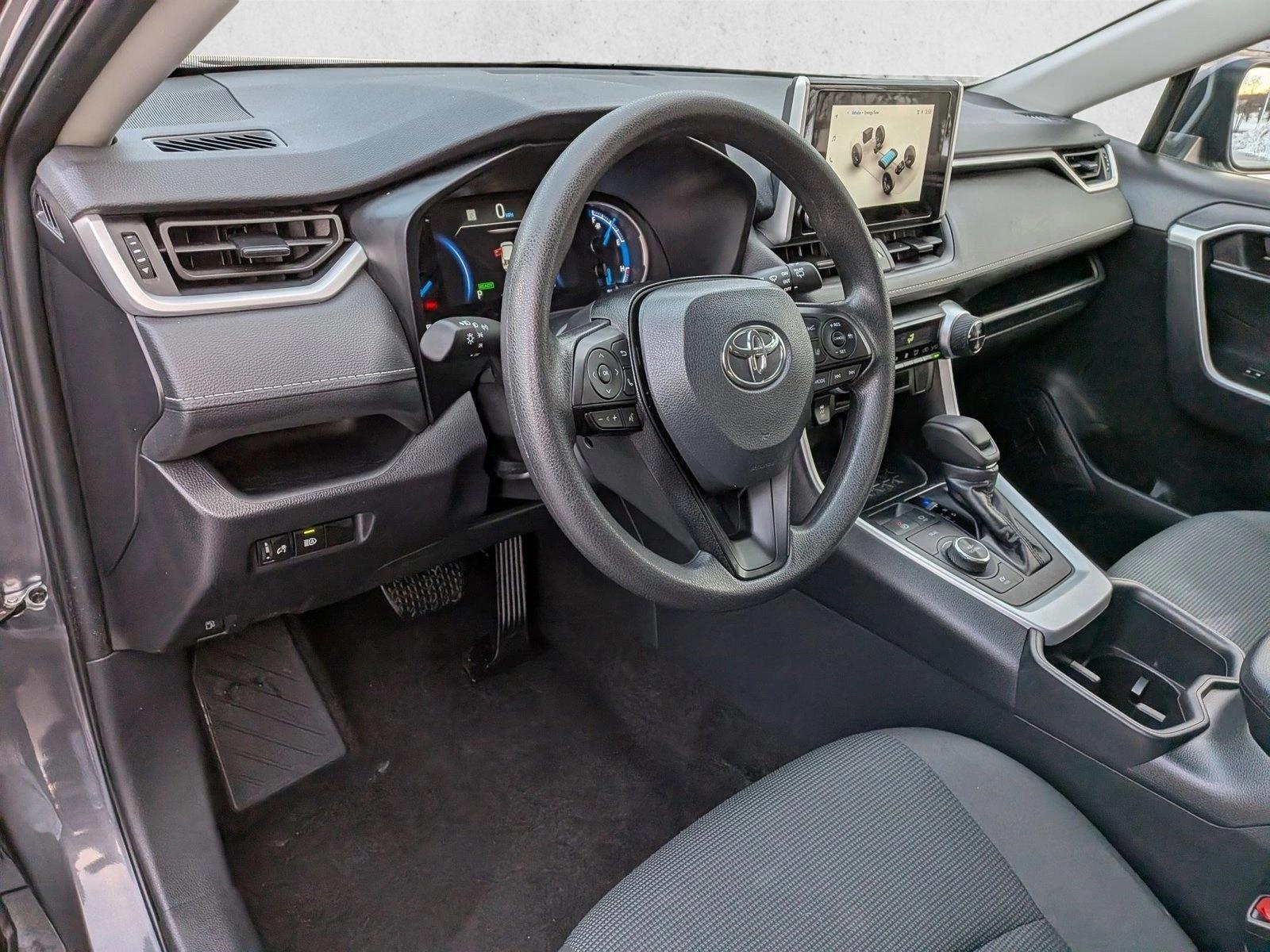 2025 TOYOTA RAV4 - Image 10