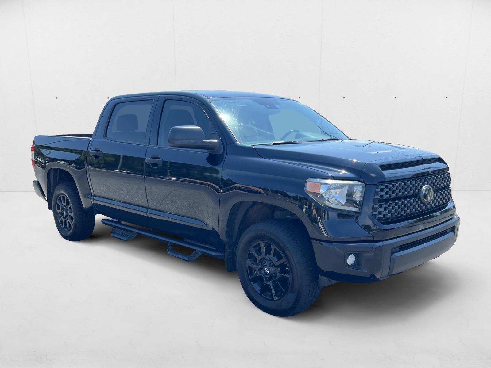 2021 Toyota Tundra SR5 CrewMax photo 3