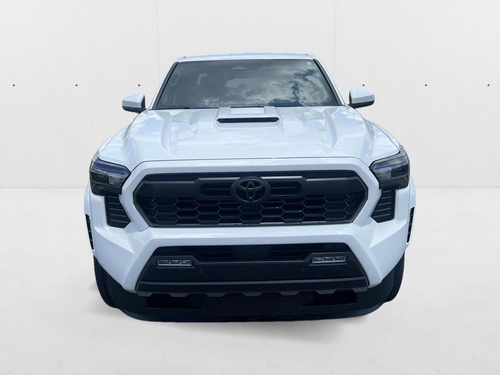 2024 Toyota Tacoma TRD Sport Double Cab photo 2