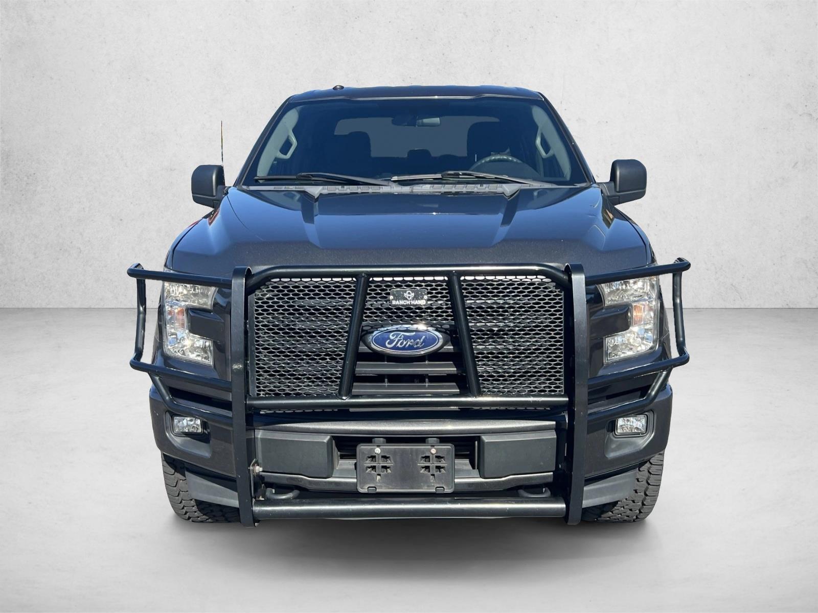2017 Ford F-150 XL photo 2