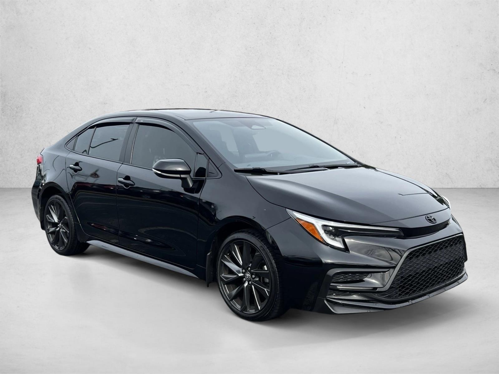 2025 Toyota Corolla SE photo 3